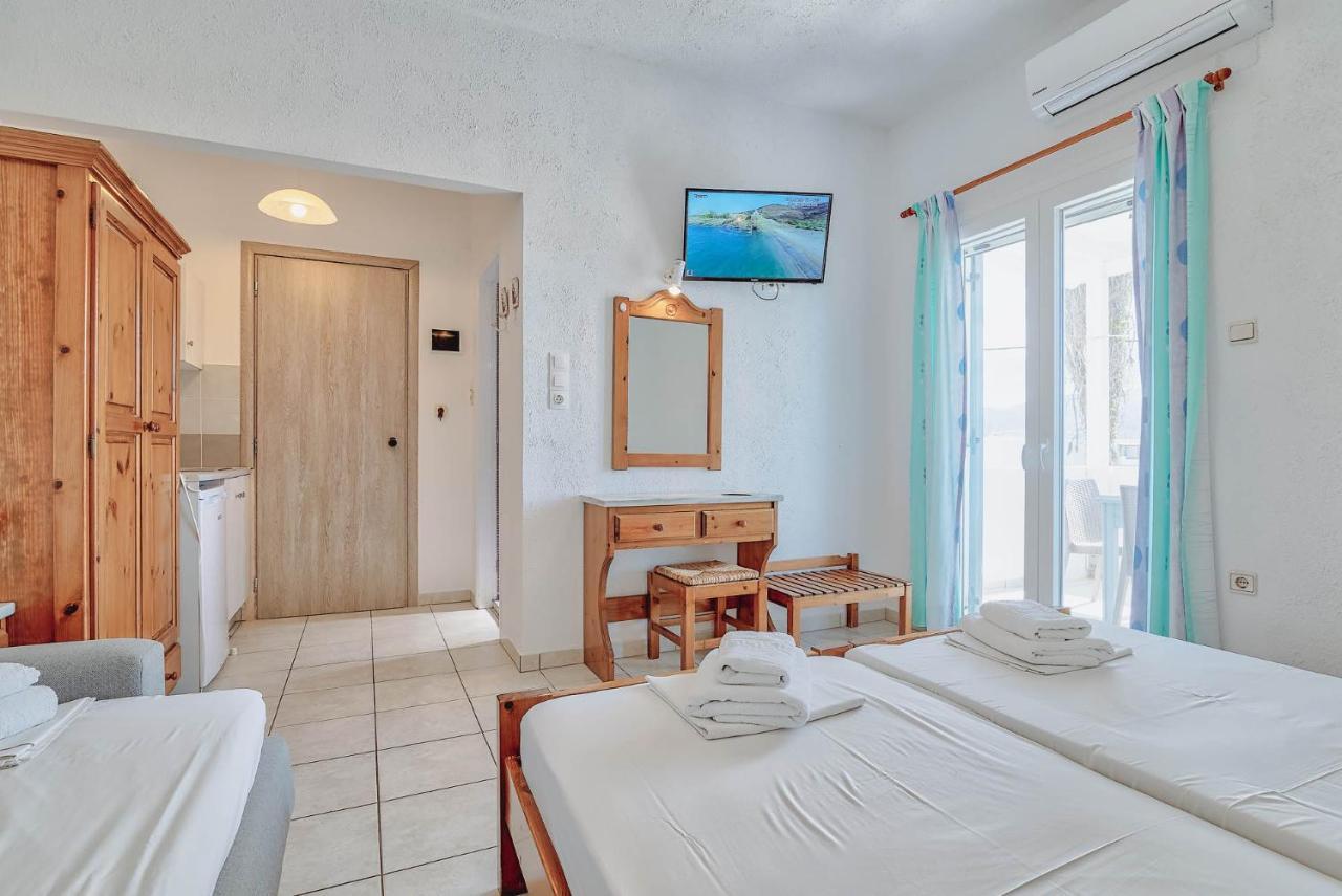 Pavlos Place 2*