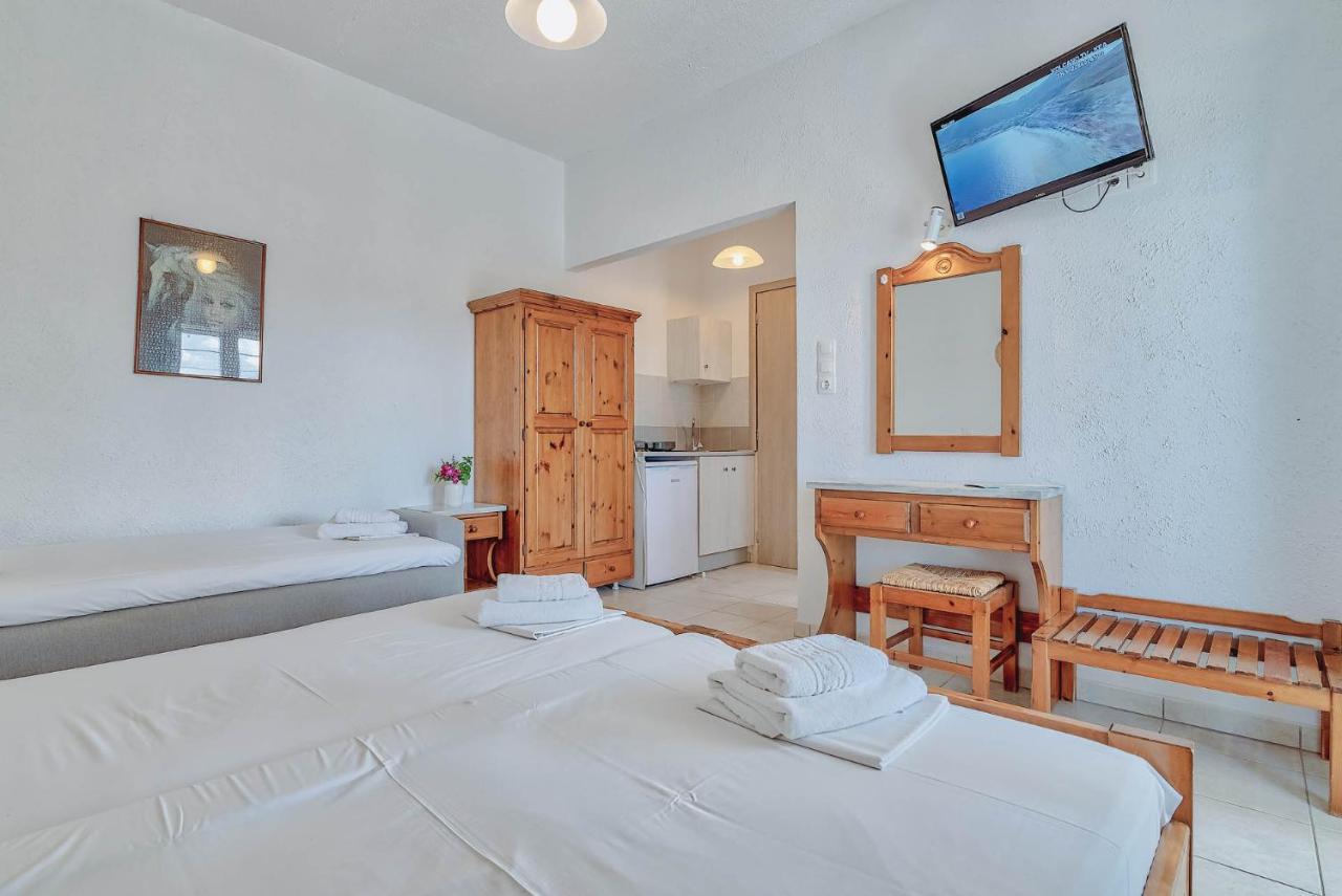 Pavlos Place Hotel Antiparos Città
